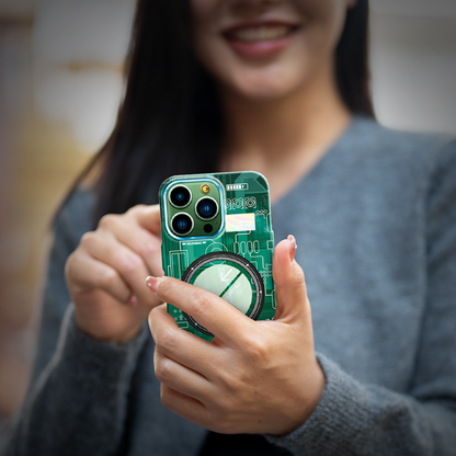 Case and Cover iPhone 15 Pro  Green Woman Showcasing Back View Oscar GrunX in India